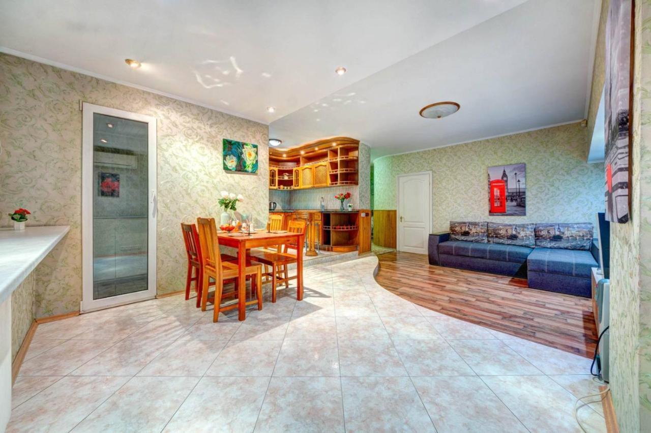 Apartments Of Bogdan Khmelnitsky Kiev Luaran gambar