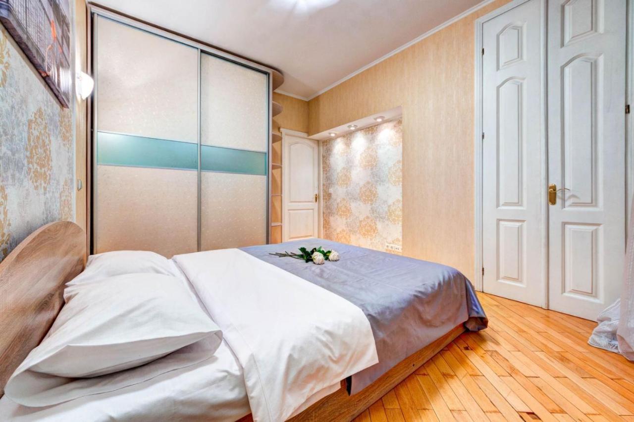 Apartments Of Bogdan Khmelnitsky Kiev Luaran gambar
